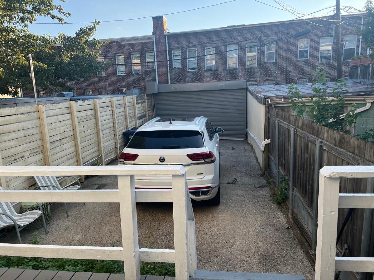 4 Bedroom Downtown Dc With Private Parking Walk Metro Nightlife *